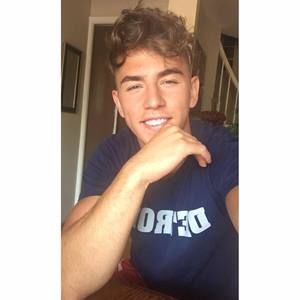 Meet your Posher, Tome